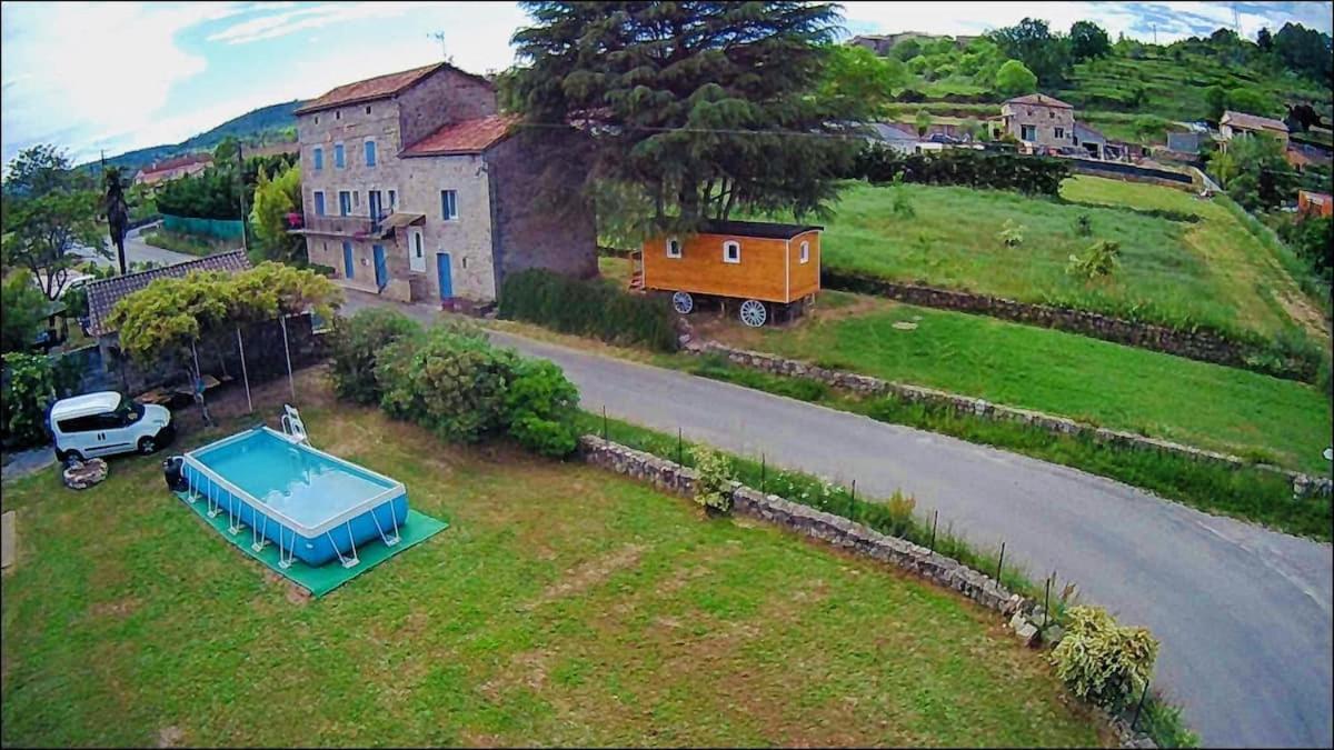 Hotel Roulotte De Charme à Saint-Genest-de-Bauzon Extérieur photo